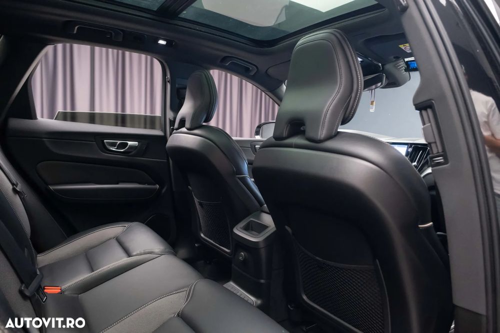 Volvo XC 60 Recharge T8 Twin Engine eAWD Polestar Engineered - 38