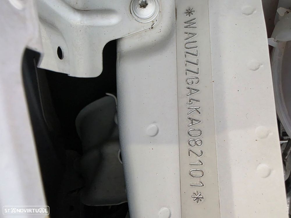 Audi Q2 30 TFSI Design S tronic - 39