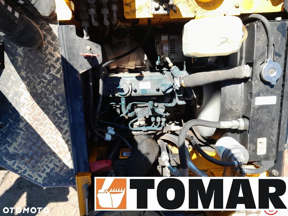JCB 1T-1 - 17