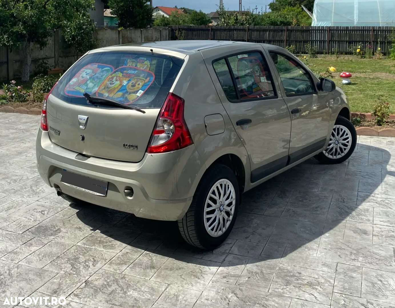 Dacia Sandero - 5