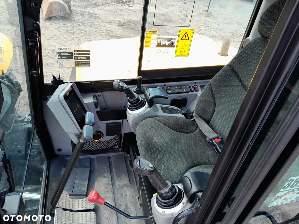 JCB 90Z-2  2022R - 23