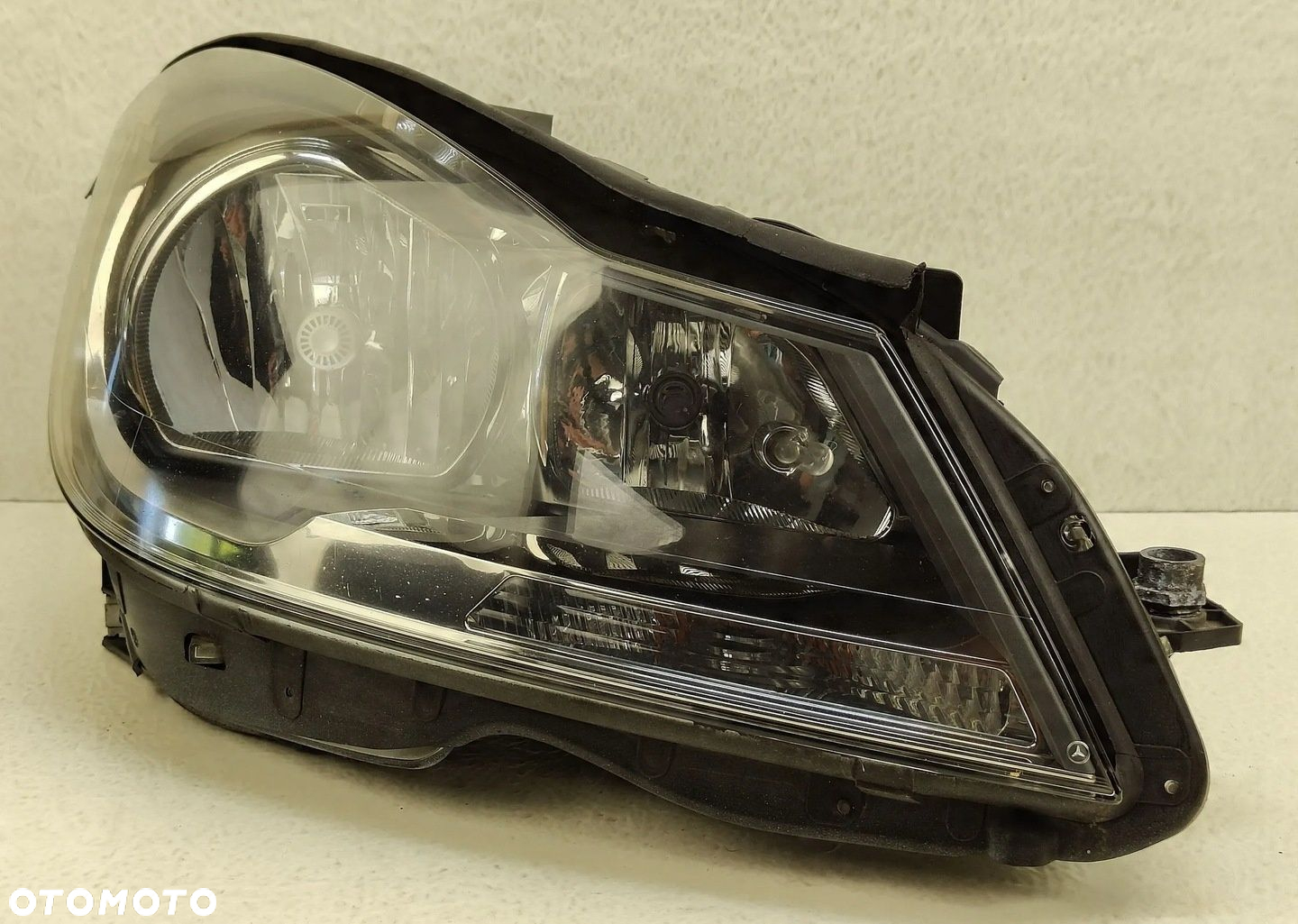 MERCEDES C W204 LIFT AMG PRAWA PRZEDNIA LAMPA H7 CZARNA A2048209859 UK - 7