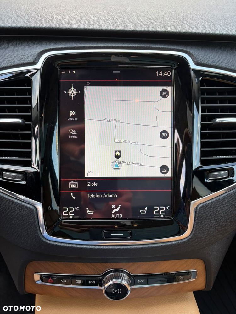 Volvo XC 90 T8 AWD Plug-In Hybrid Momentum 7os - 16