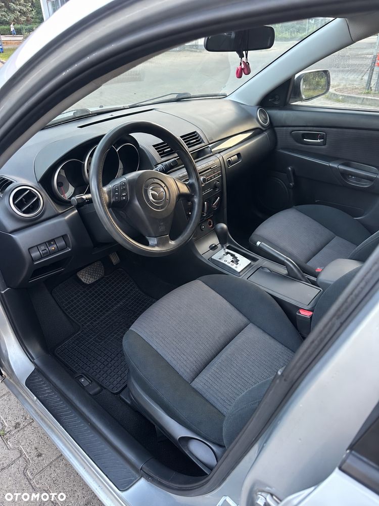 Mazda 3 - 5