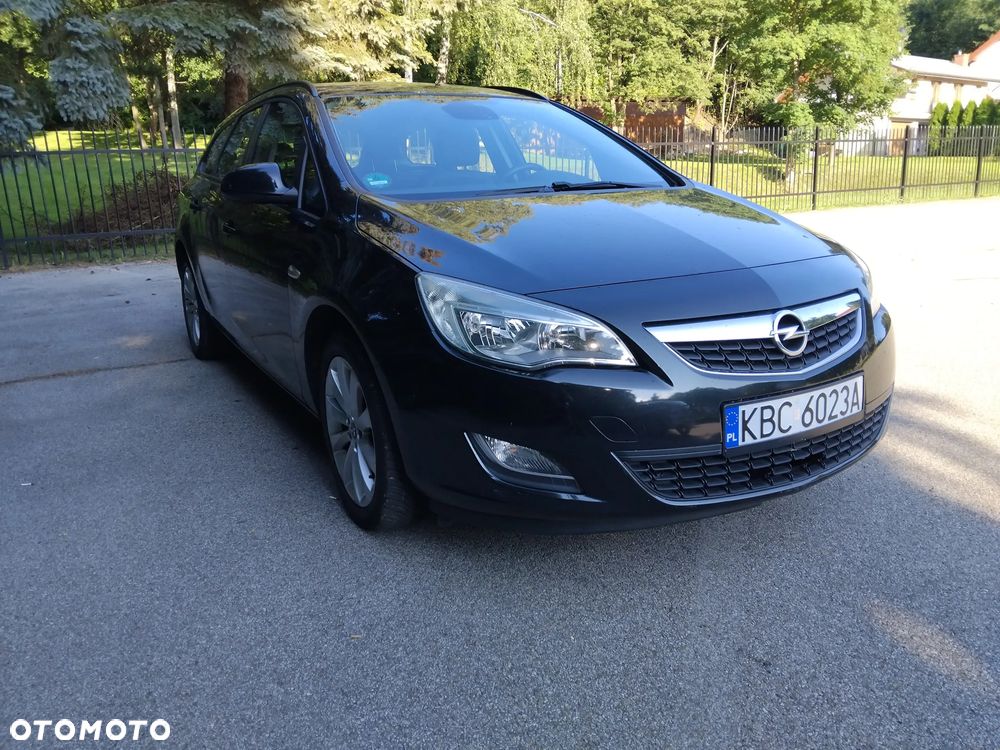 Opel Astra 1.4 Turbo 150 Jahre - 1