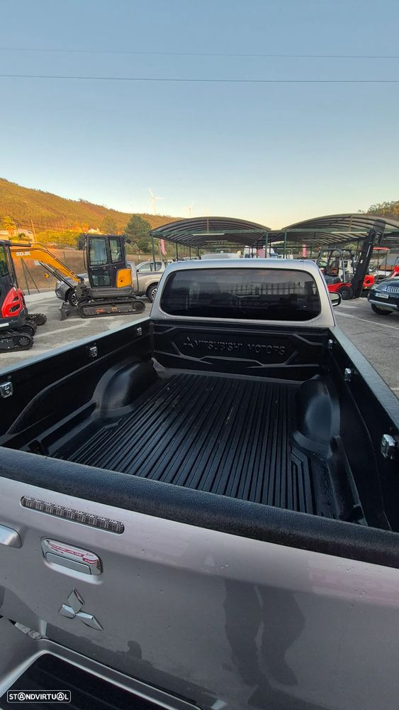 Mitsubishi L200 - 5