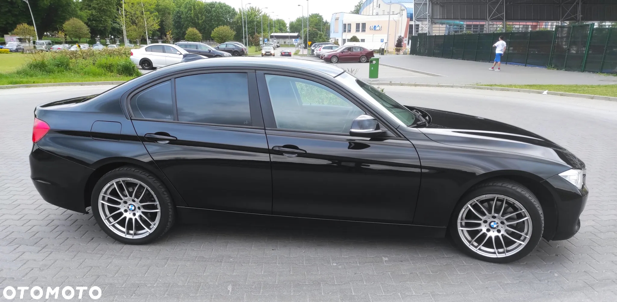 BMW Seria 3 318d - 6