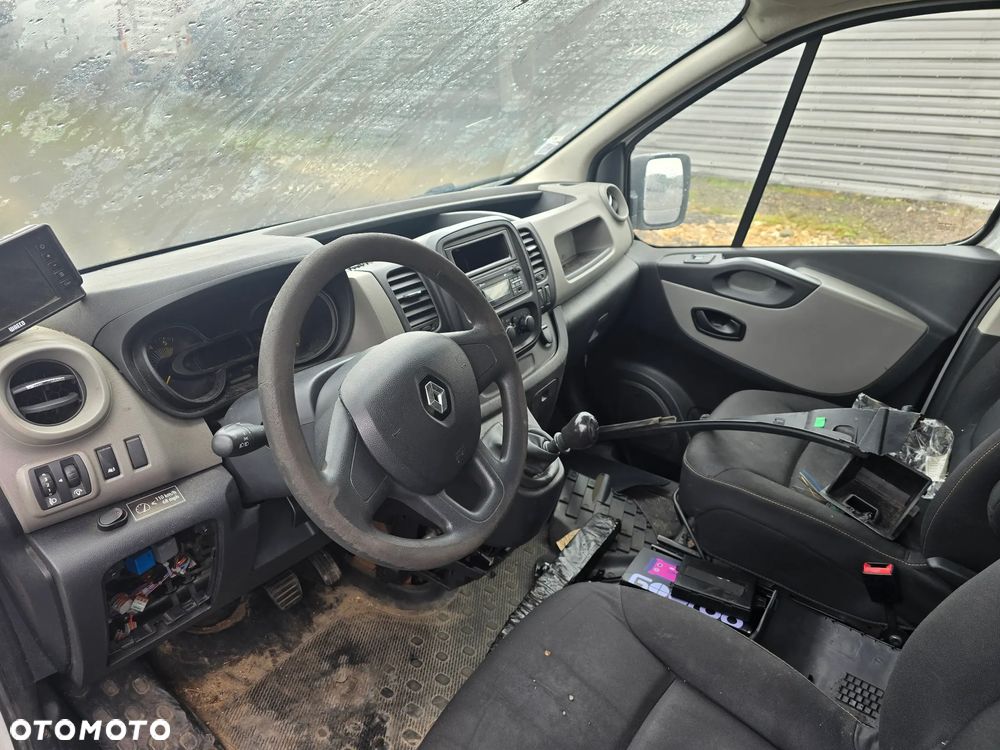 Renault trafic - 9