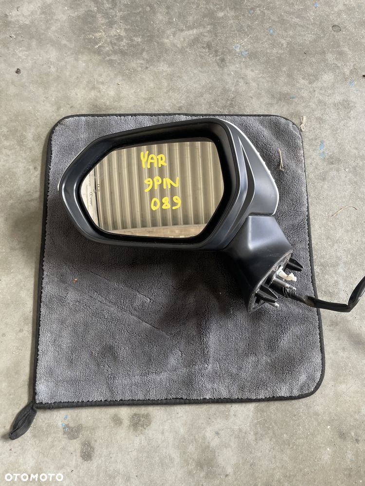 Lusterko lewe Toyota Yaris IV 9 PIN 089 - 1