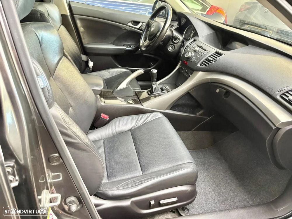 Honda Accord Tourer 2.2 i-DTEC Executive - 12