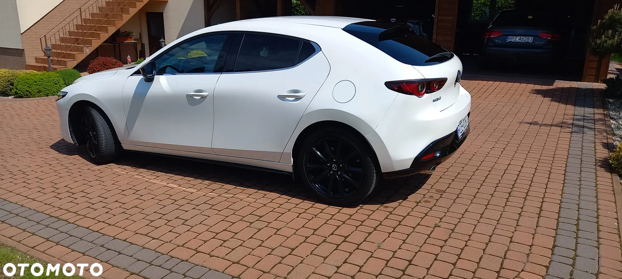 Mazda 3 e-SKYACTIV-G 150 M HYBRID DRIVE EXCLUSIVE-LINE - 10