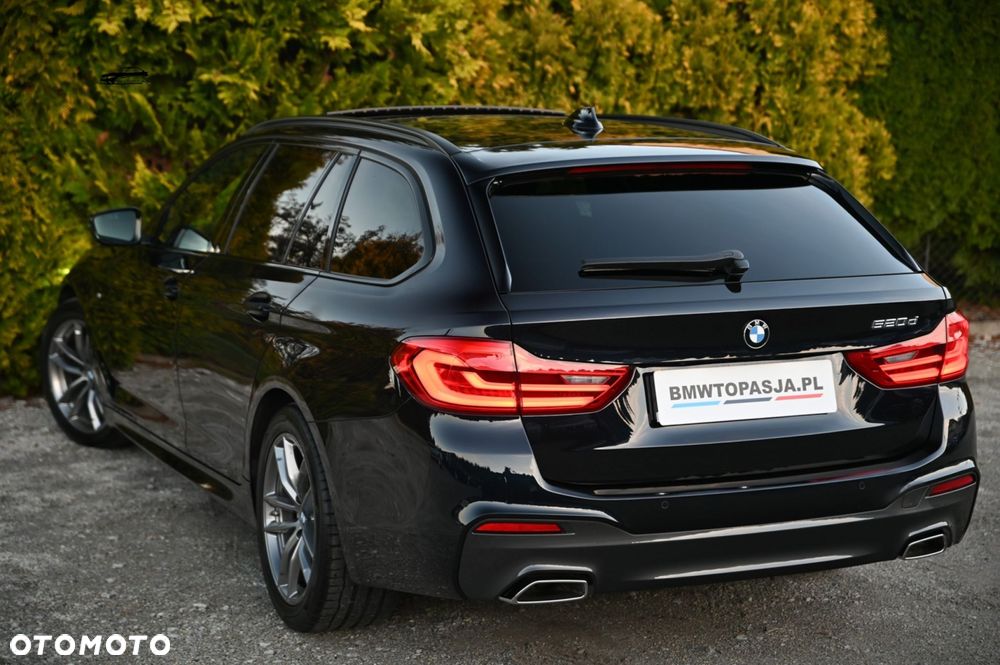 BMW Seria 5 520d Touring M Sport Edition - 11