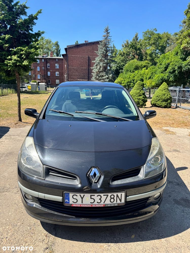 Renault Clio 1.2 16V Dynamique - 3