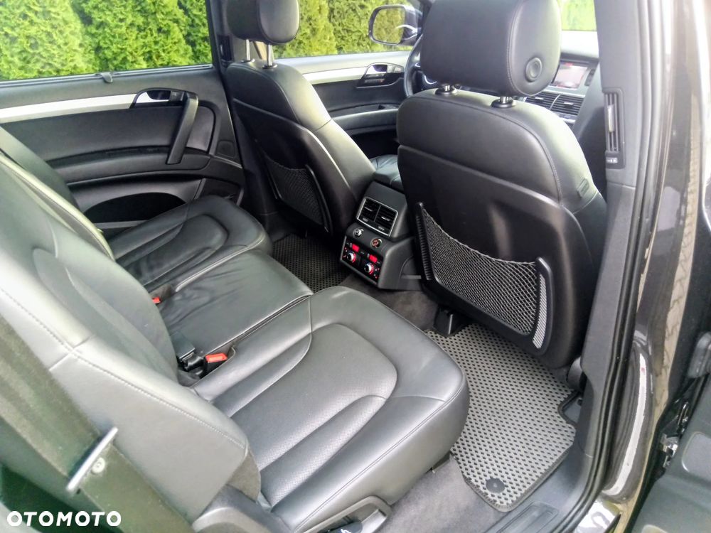 Audi Q7 - 9