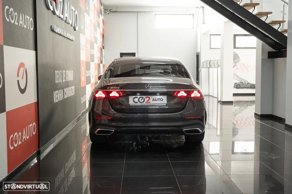Mercedes-Benz E 300 e AMG Line - 7