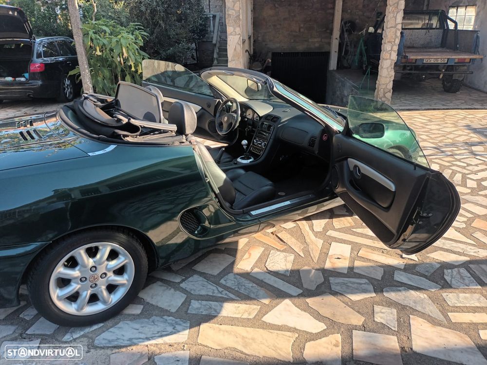 MG MGF 1.8 - 7