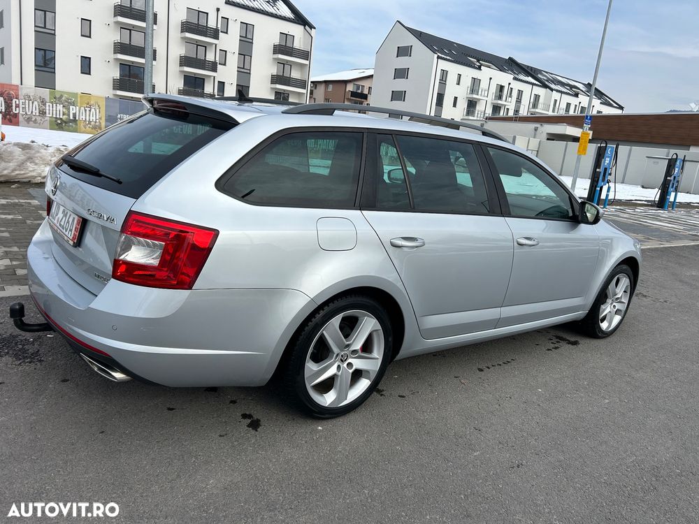 Skoda Octavia 2.0 TDI (Green tec) DSG RS - 9