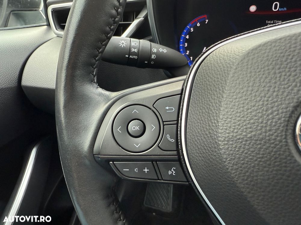 Toyota Corolla 1.8 HSD Dynamic - 28