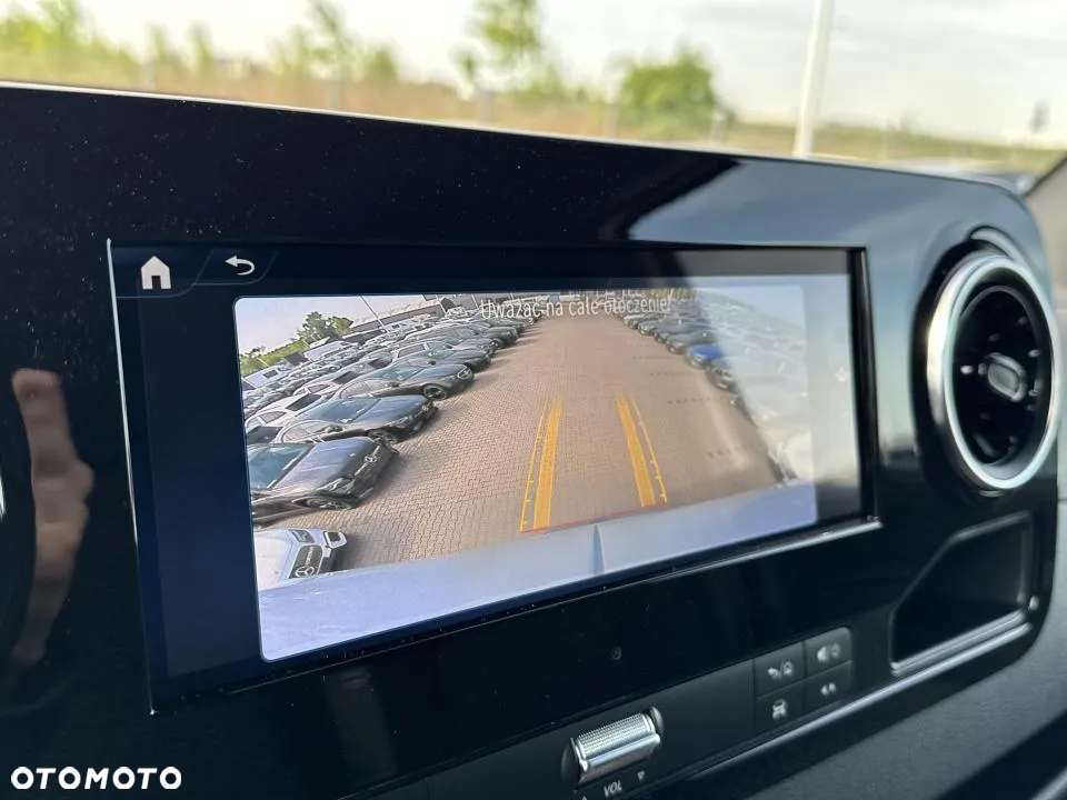 Mercedes-Benz Sprinter - 19