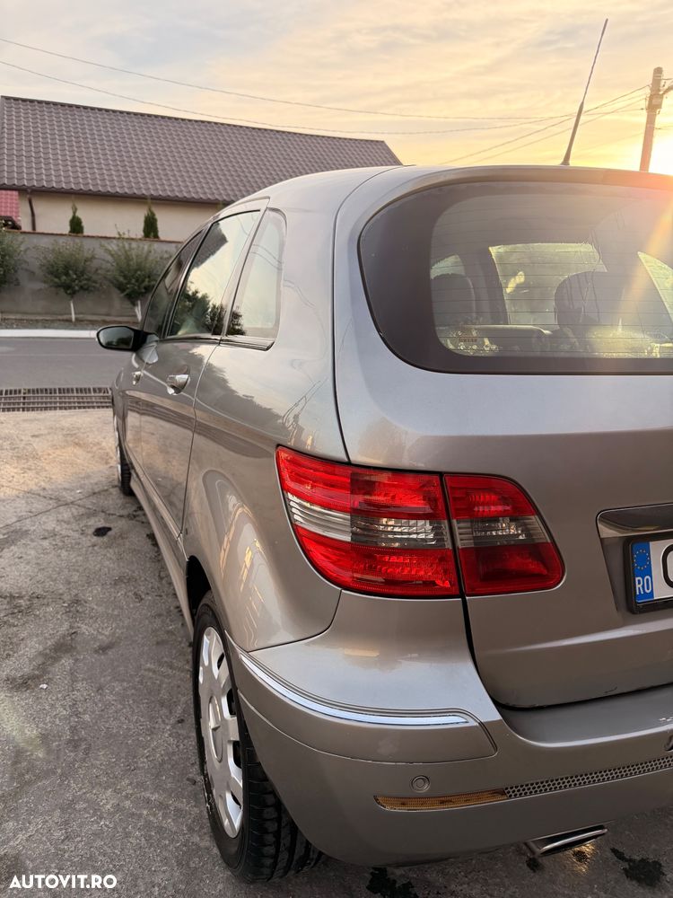 Mercedes-Benz Eqb 2006 photo 5