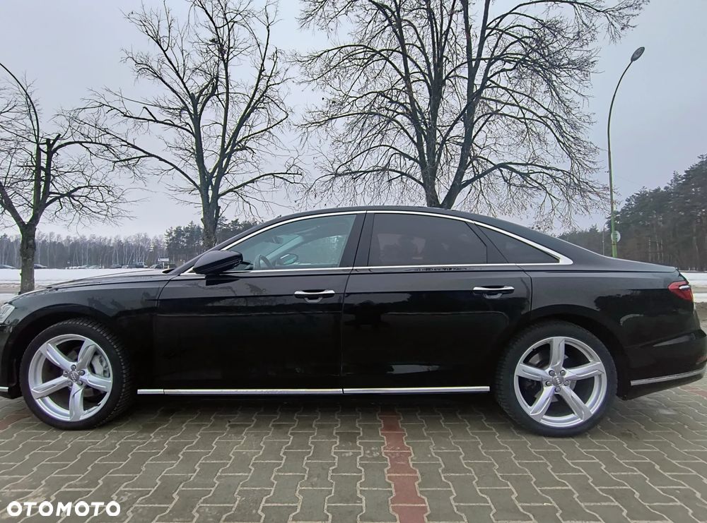 Audi A8 - 5