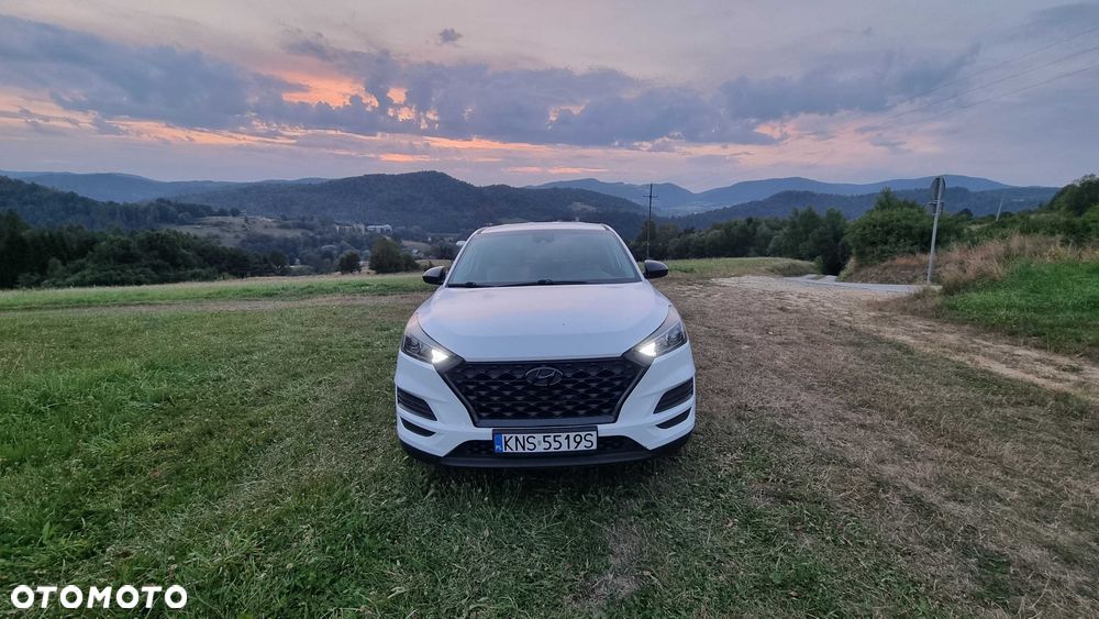 Hyundai Tucson - 2