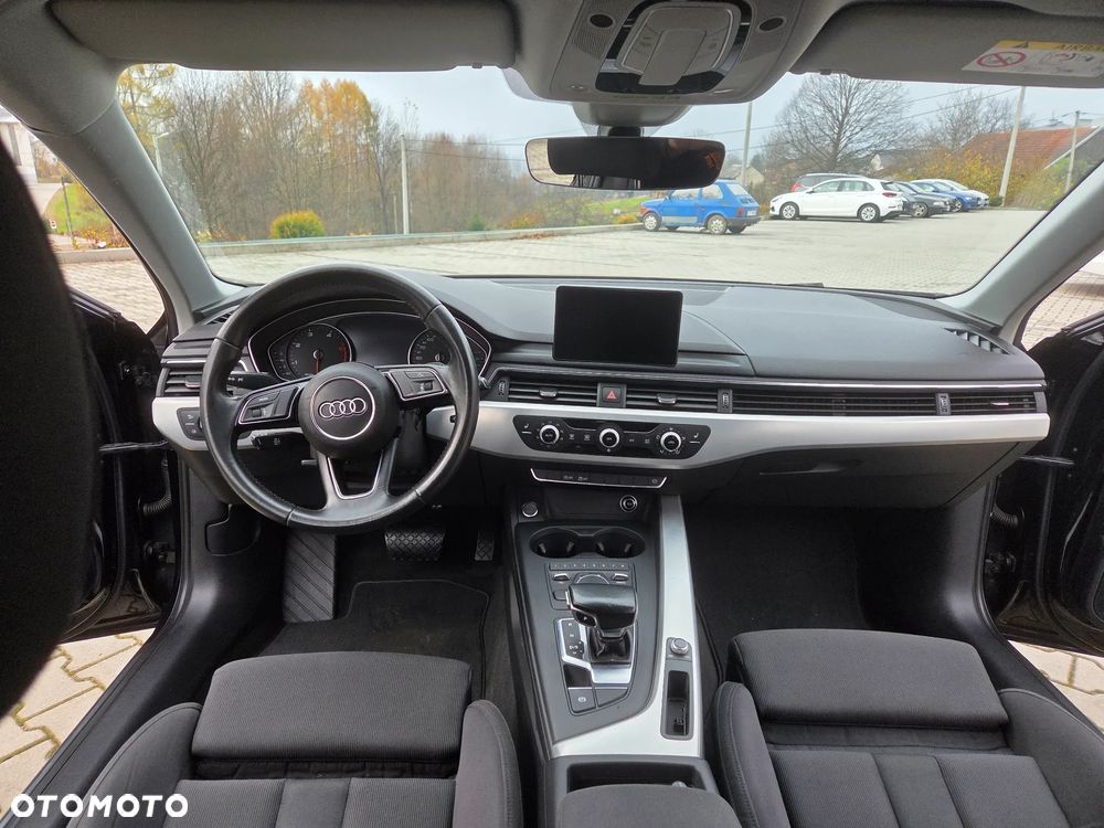 Audi A4 Avant 2.0 TDI Design S tronic - 19