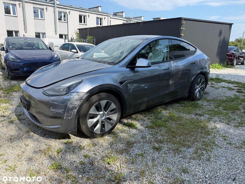 Tesla Model Y 79kWh Long Range Premium AWD - 1