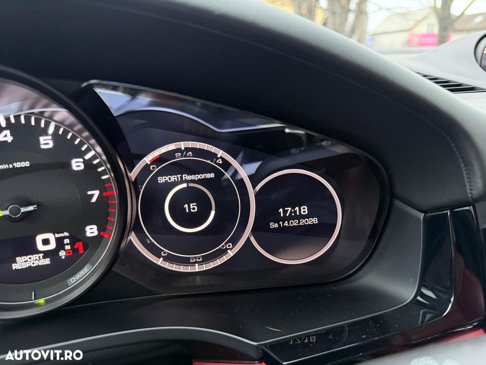 Porsche Cayenne E-Hybrid Tiptronic S Platinum Edition - 16