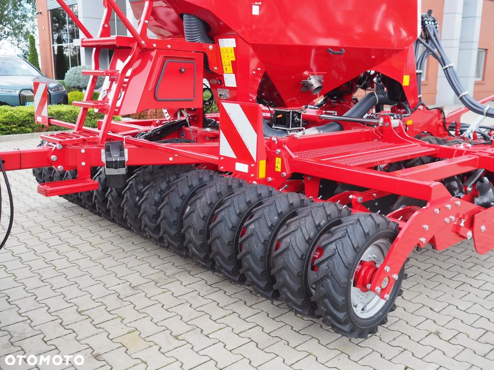 Horsch Pronto 4 DC - wał oponowy - 13
