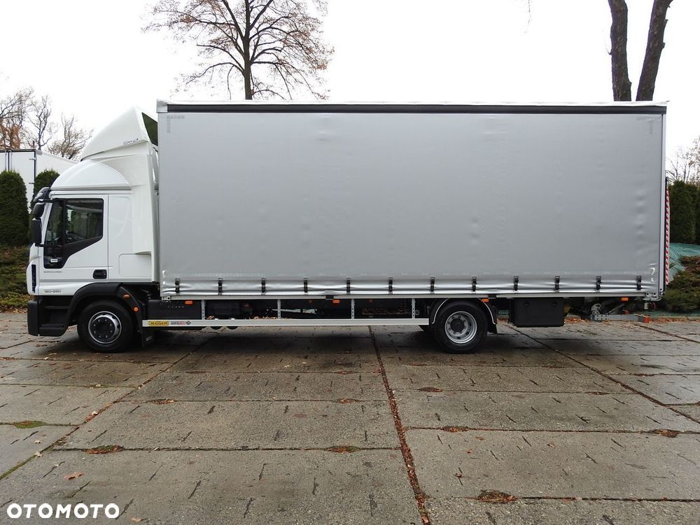 Iveco EUROCARGO 120-250 NOWY PLANDEKA WINDA 18 PALET WEBASTO KLIMATYZACJA TEMPOMAT LEDY PNEUMATYKA AUTOMAT 250KM - 11