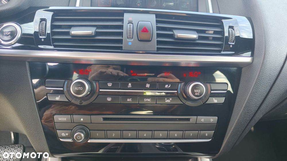 BMW X4 xDrive20i - 36