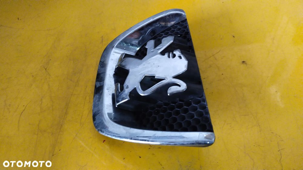LOGO ZNACZEK EMBLEMAT PEUGEOT 207 - 3