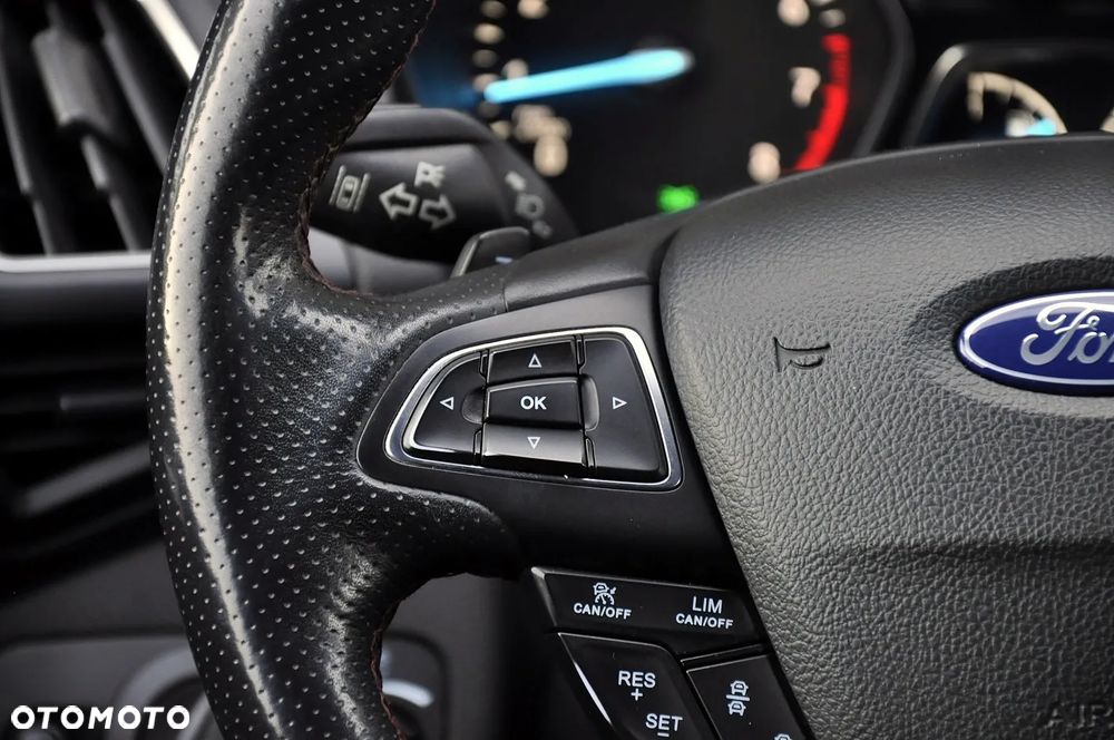 Ford Kuga 1.5 EcoBoost 4x4 ST-Line - 13