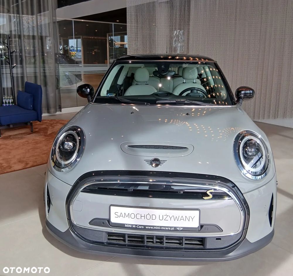 MINI Cooper SE Electric Trim - 11