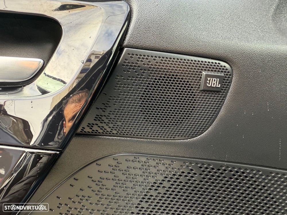 Peugeot 208 GTI 200 THP - 37