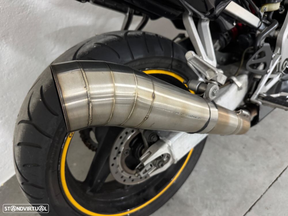 Honda CBR 600F - 12