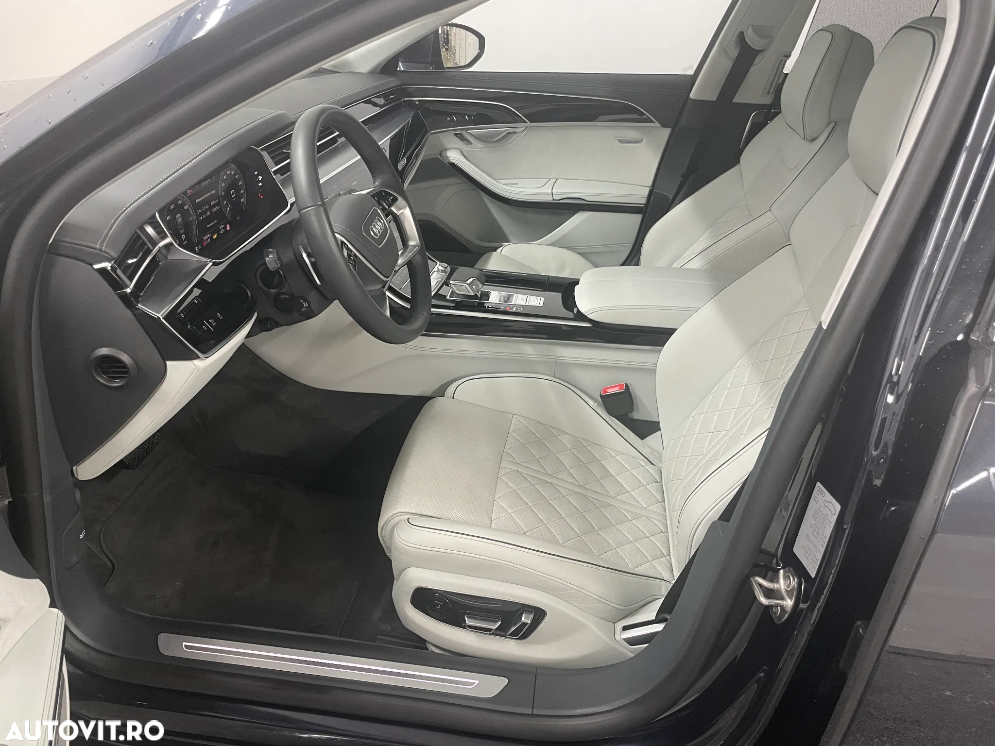 Audi A8 3.0 60 TFSI e quattro Tiptronic PHEV - 15