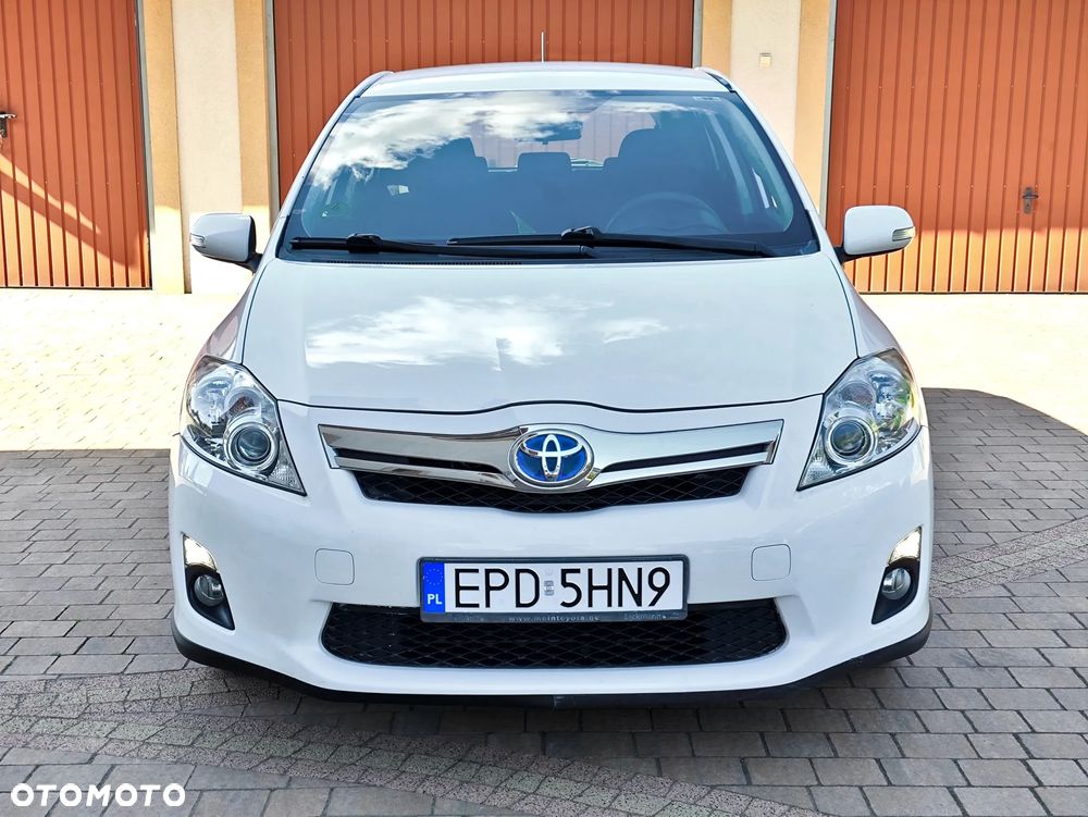 Toyota Auris 1.8 HSD Sol - 11