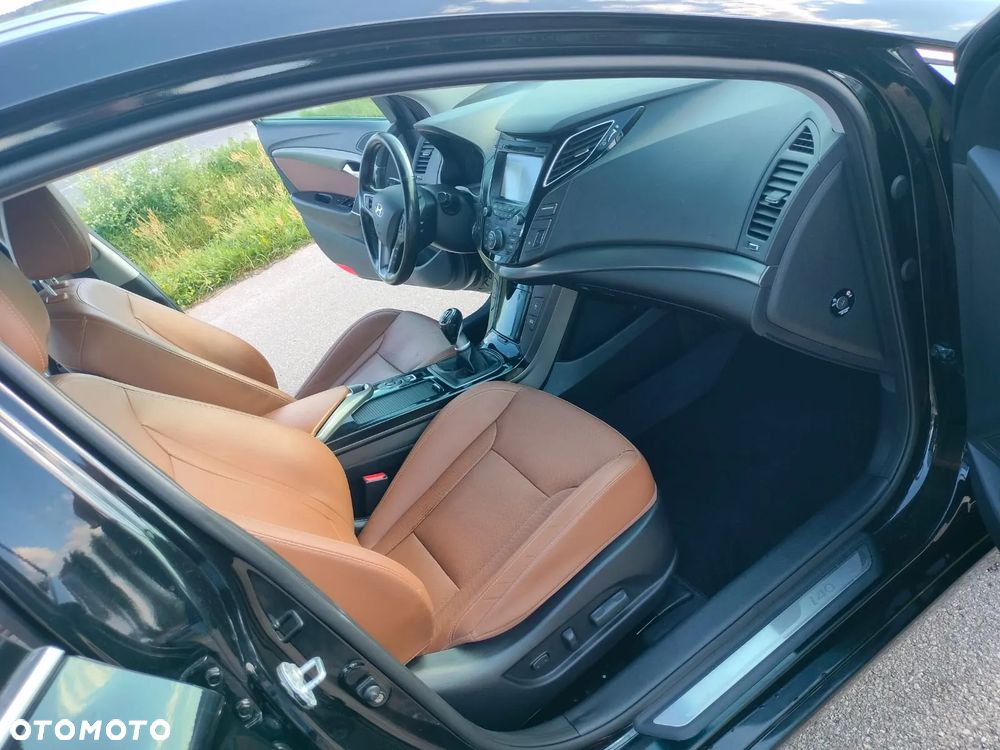 Hyundai i40 Kombi 1.7 CRDi Premium - 15