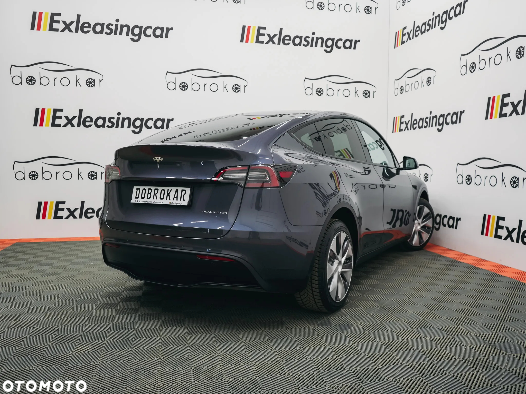 Tesla Y Model Long Range Dual Motor AWD - 12