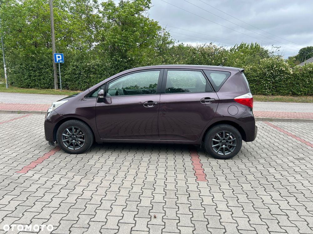Toyota Verso S 1.33 VVT-i - 23