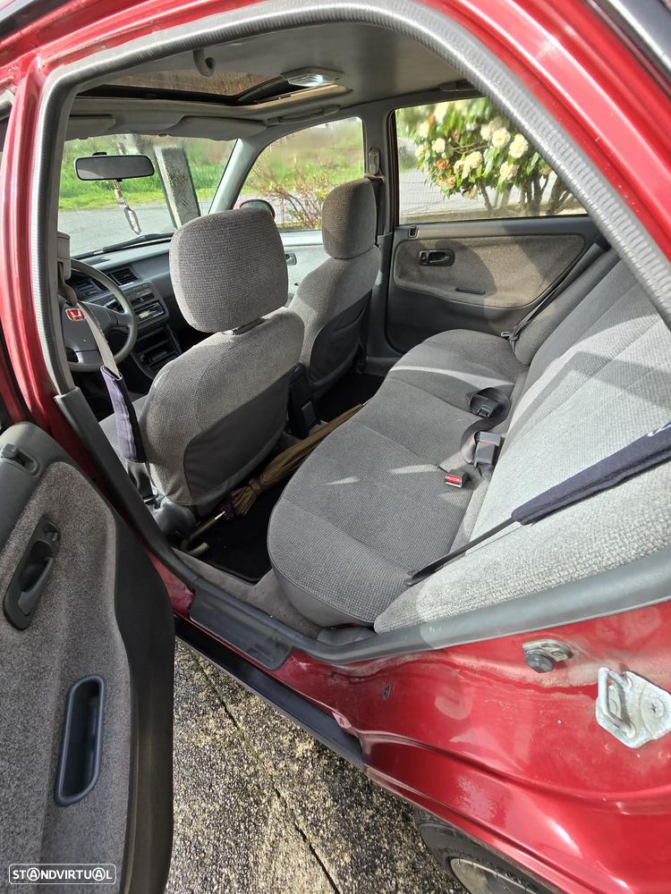 Honda Civic 1.6 ESi - 3