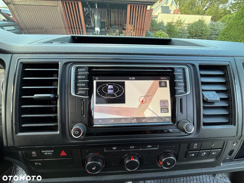 Volkswagen Transporter - 24
