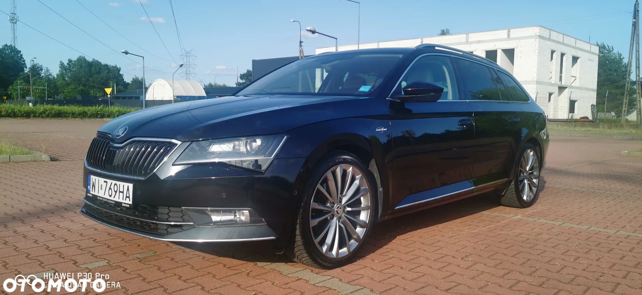 Skoda Superb 2.0 TDI 4x4 L&K DSG - 1