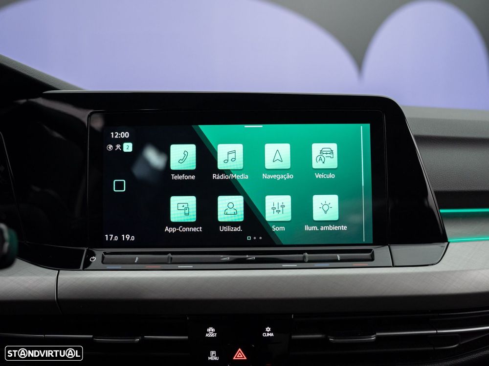 VW Golf 2.0 TDI Life DSG - 27