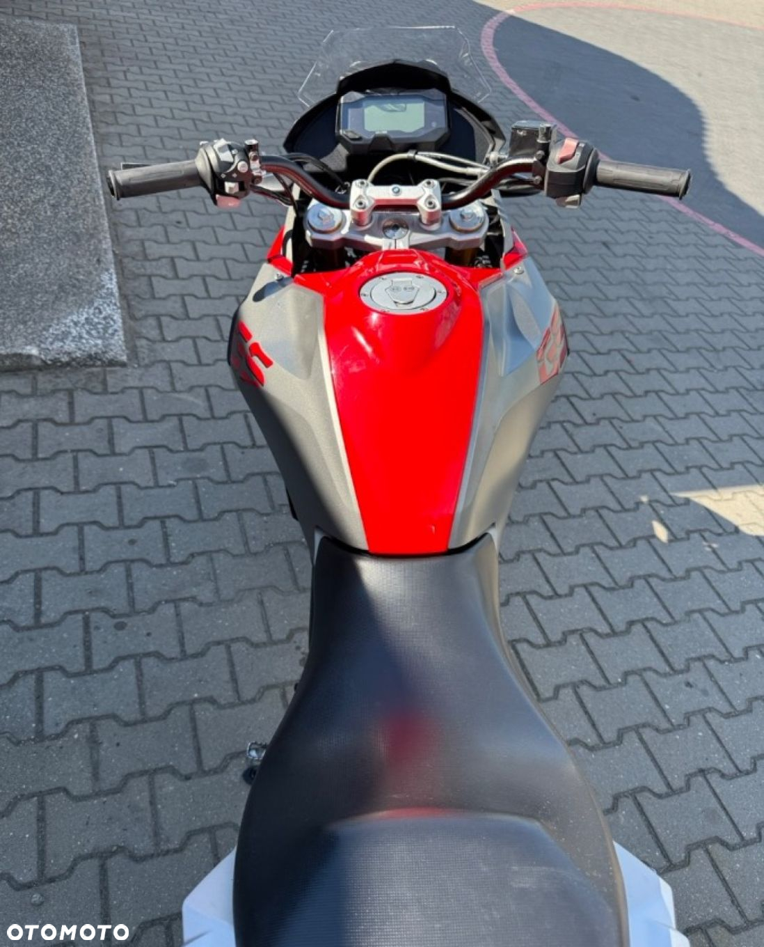 BMW G - 11