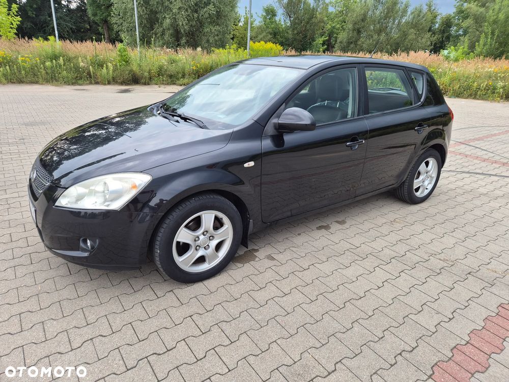 Kia Ceed 1.6 Comfort - 1