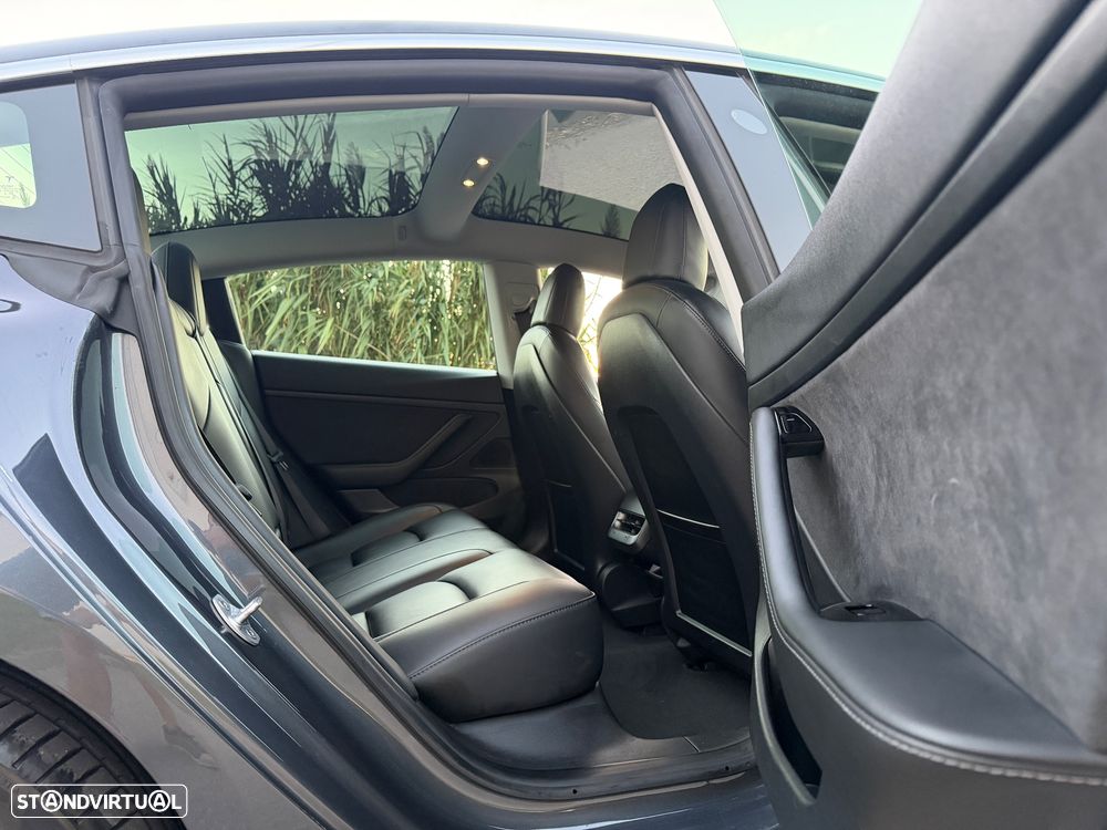 Tesla Model 3 Standard Range Plus RWD - 25