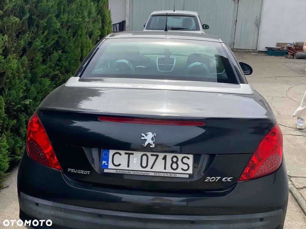 Peugeot 207 CC - 2